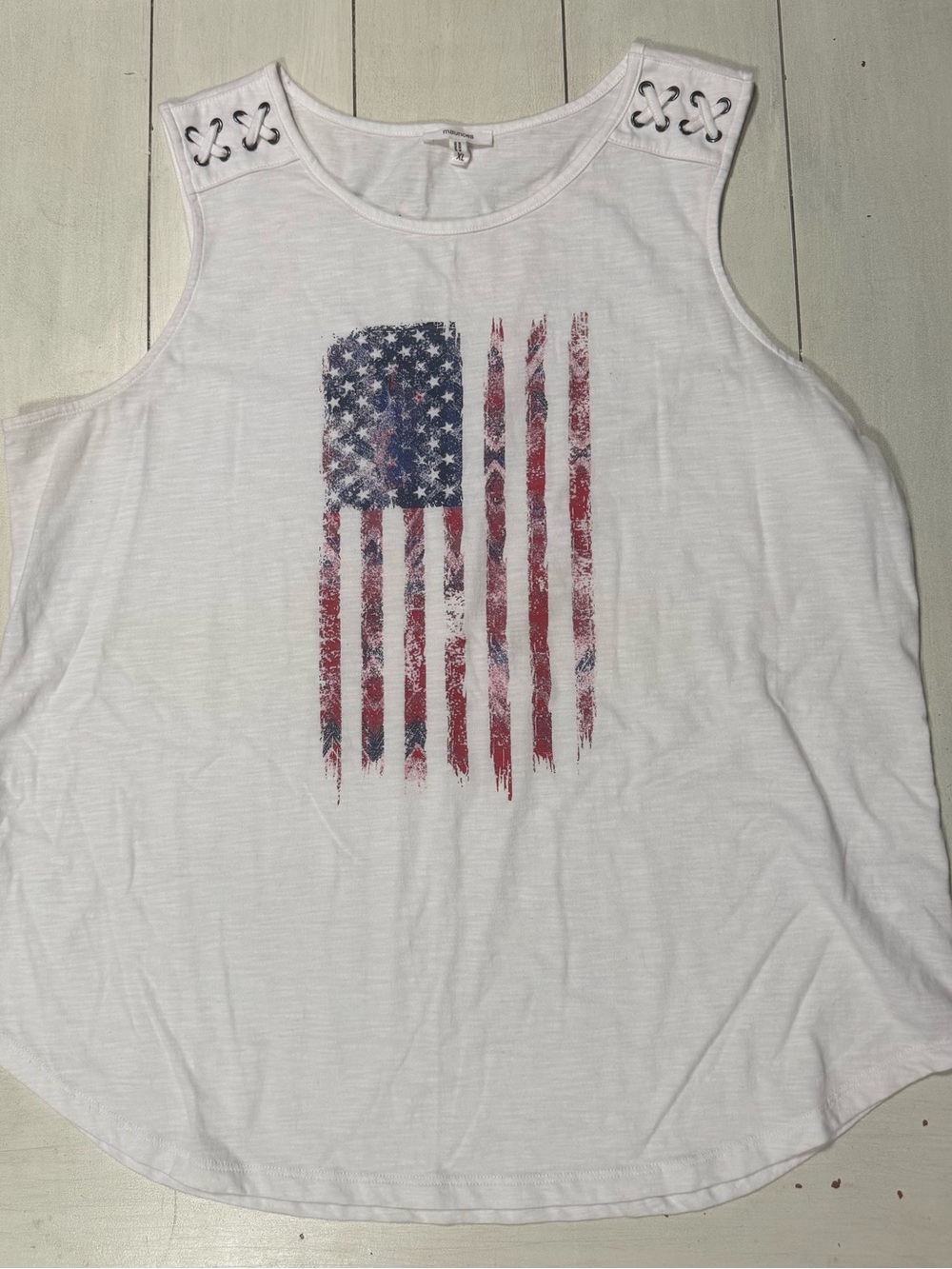 Maurices Distressed Flag Graphic Women’s XL NWOT